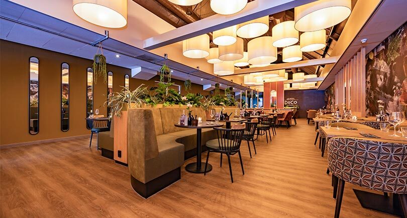 duco uden over het hotel